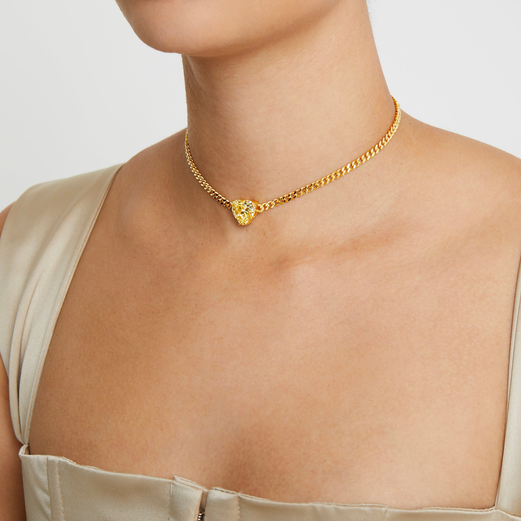 Gold heart deals chain choker