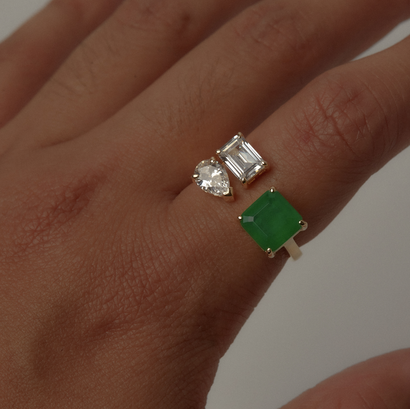 avery emerald split stone ring