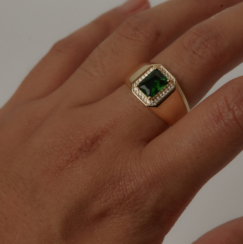 emerald pave signet ring