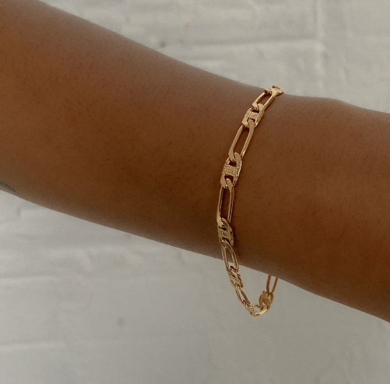 link gold bracelet