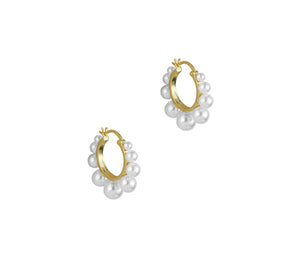 THE SMALL CLEA PEARL HOOPS