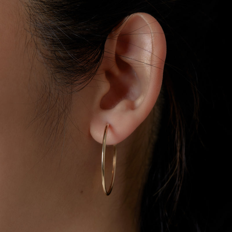 THE THIN MULBERRY HOOP EARRINGS