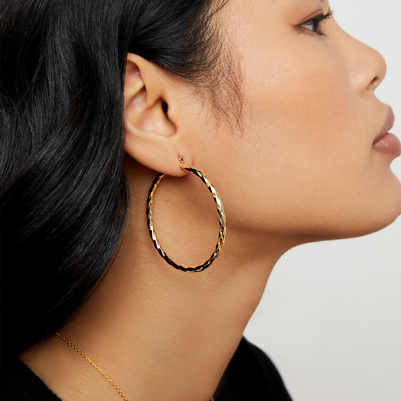THE TWISTED ROPE HOOPS