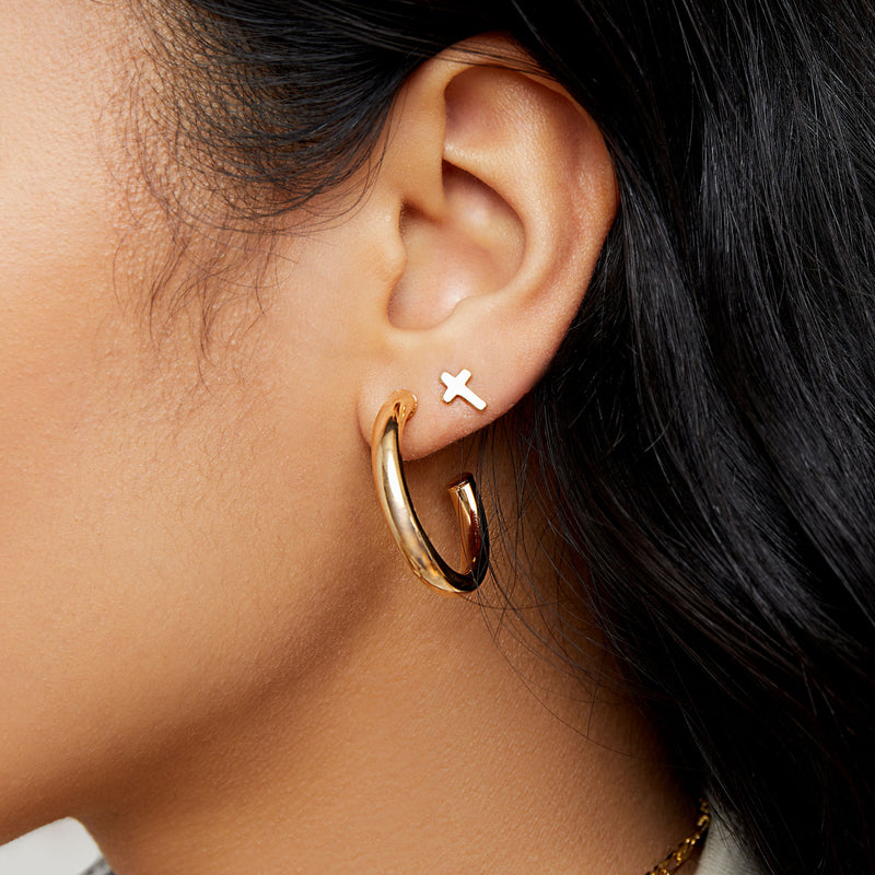 small gold cross stud earring