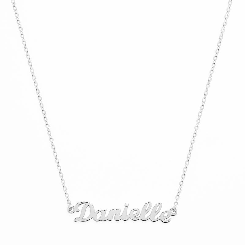 THE NAMEPLATE NECKLACE