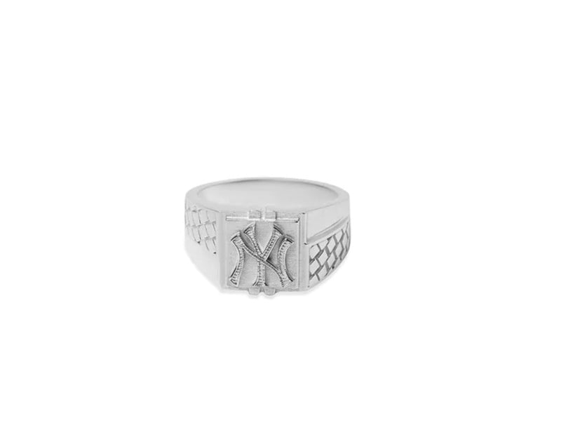 Louis Vuitton Men's Monogram Signet Ring